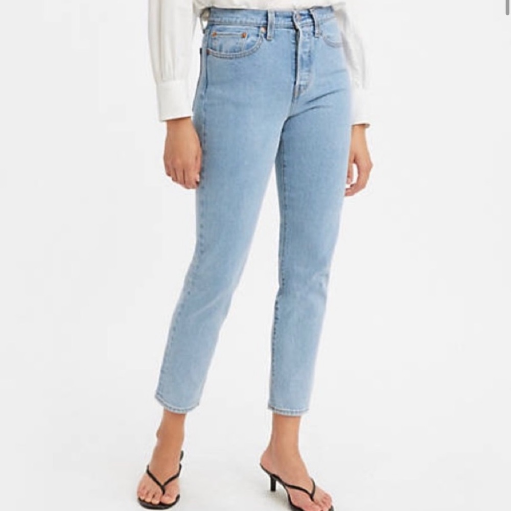 Levi’s Wedgie Ankle Jeans in Tango Talks size 25
